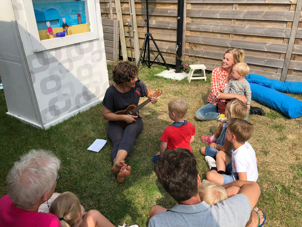 Kaatje&Mup Huiskamer Voorstelling: KM gaan naar het strand
